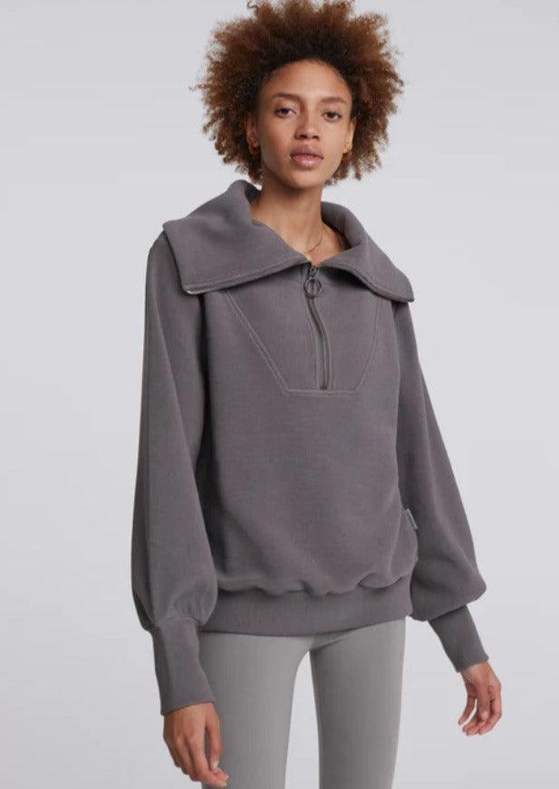 Varley  Vine Half Zip Sweater Taupe – OutDazl