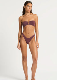 Blake Bandeau in Amarena Lurex