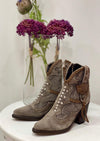El Vaquero - Suede Leather Ankle Boots Maeve Silverstone Almond - OutDazl