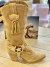 El Vaquero - Suede Leather Texas Boots Kris in Silverstone Cream - OutDazl