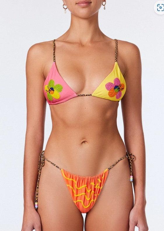 The String Bead Top in Hawaii