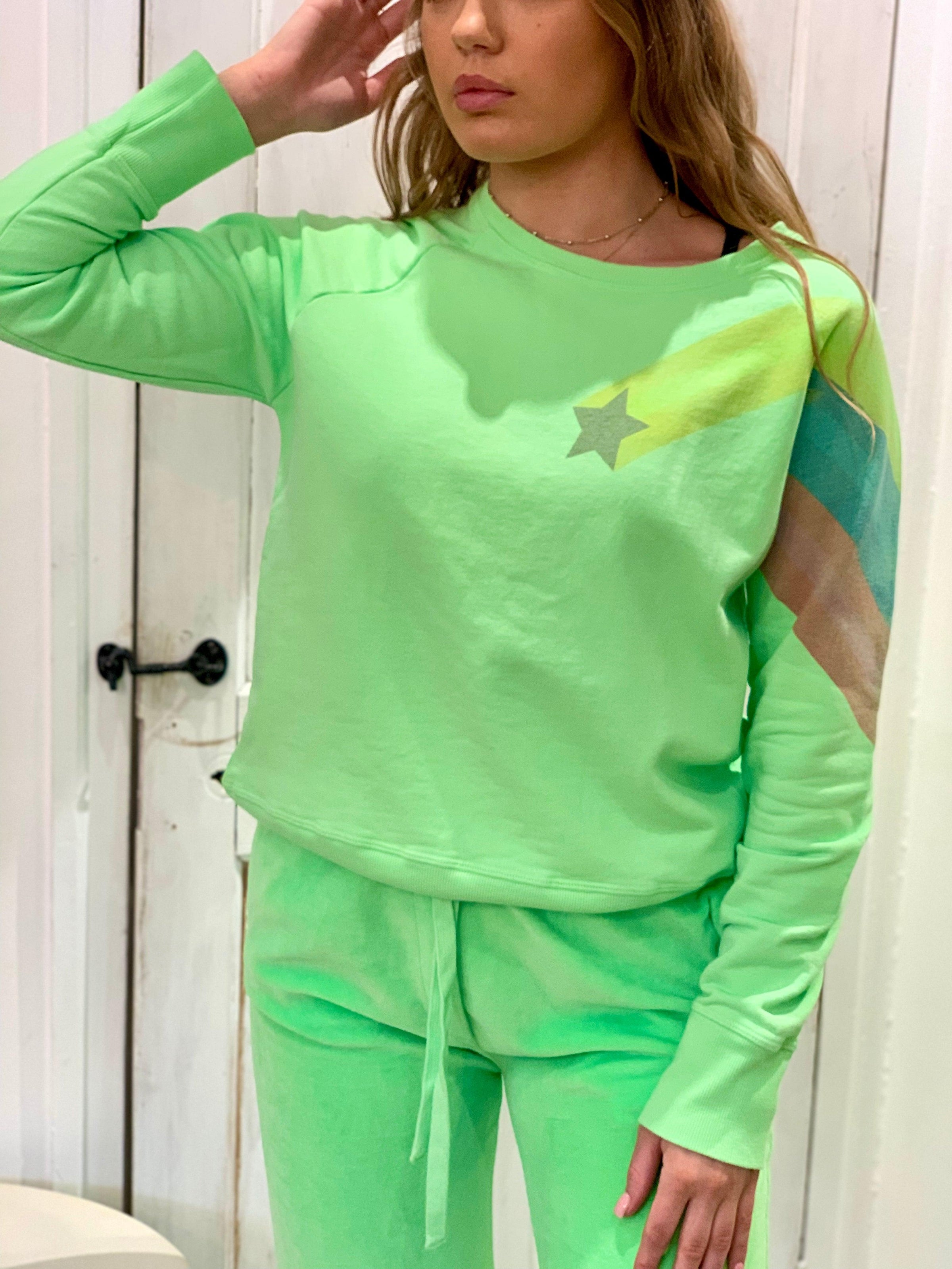 Jumper1234 - Shooting Star Sweatshirt in Green - OutDazl