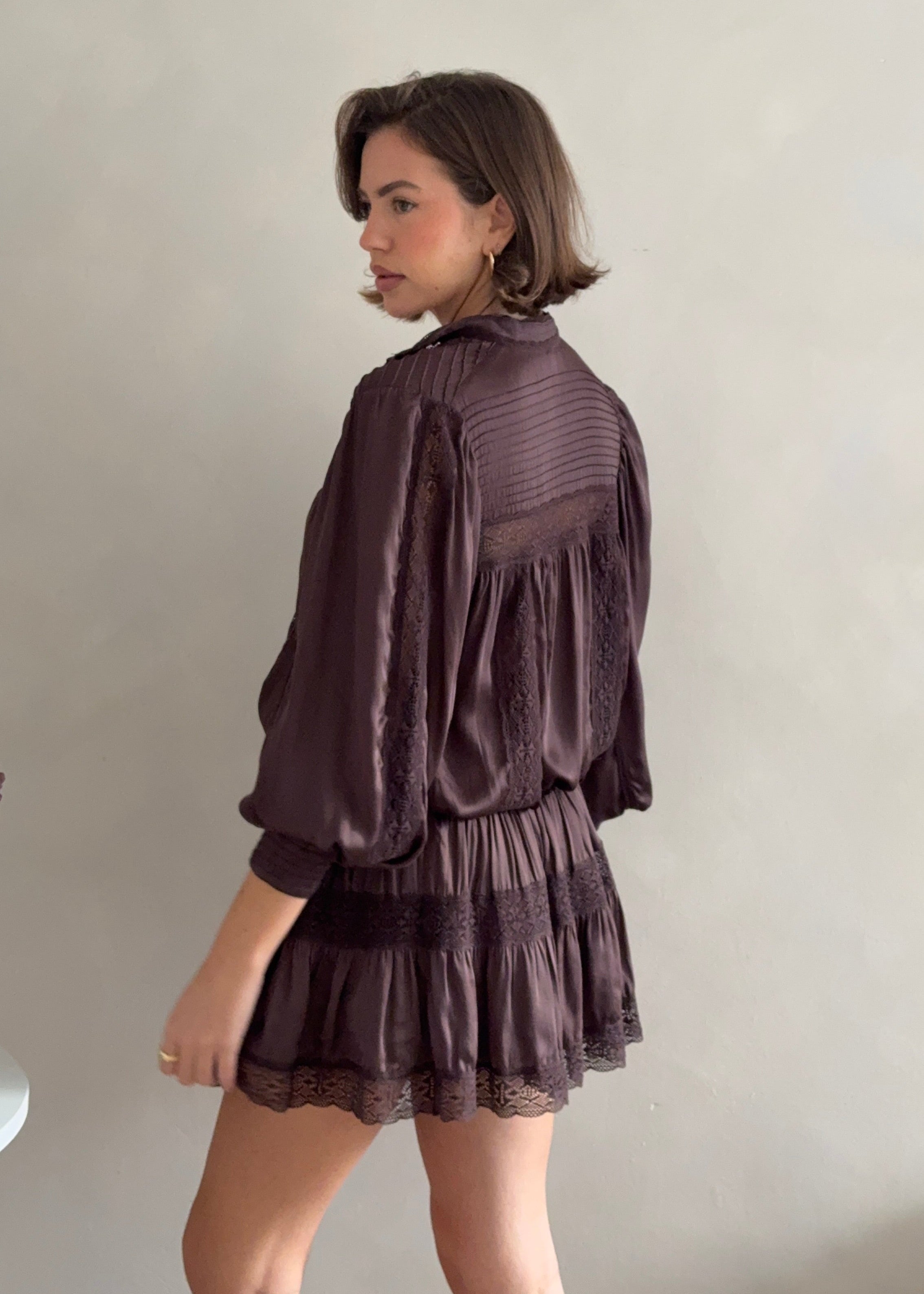 Lace Trimmed Mini Dress Moncur in Chocolate