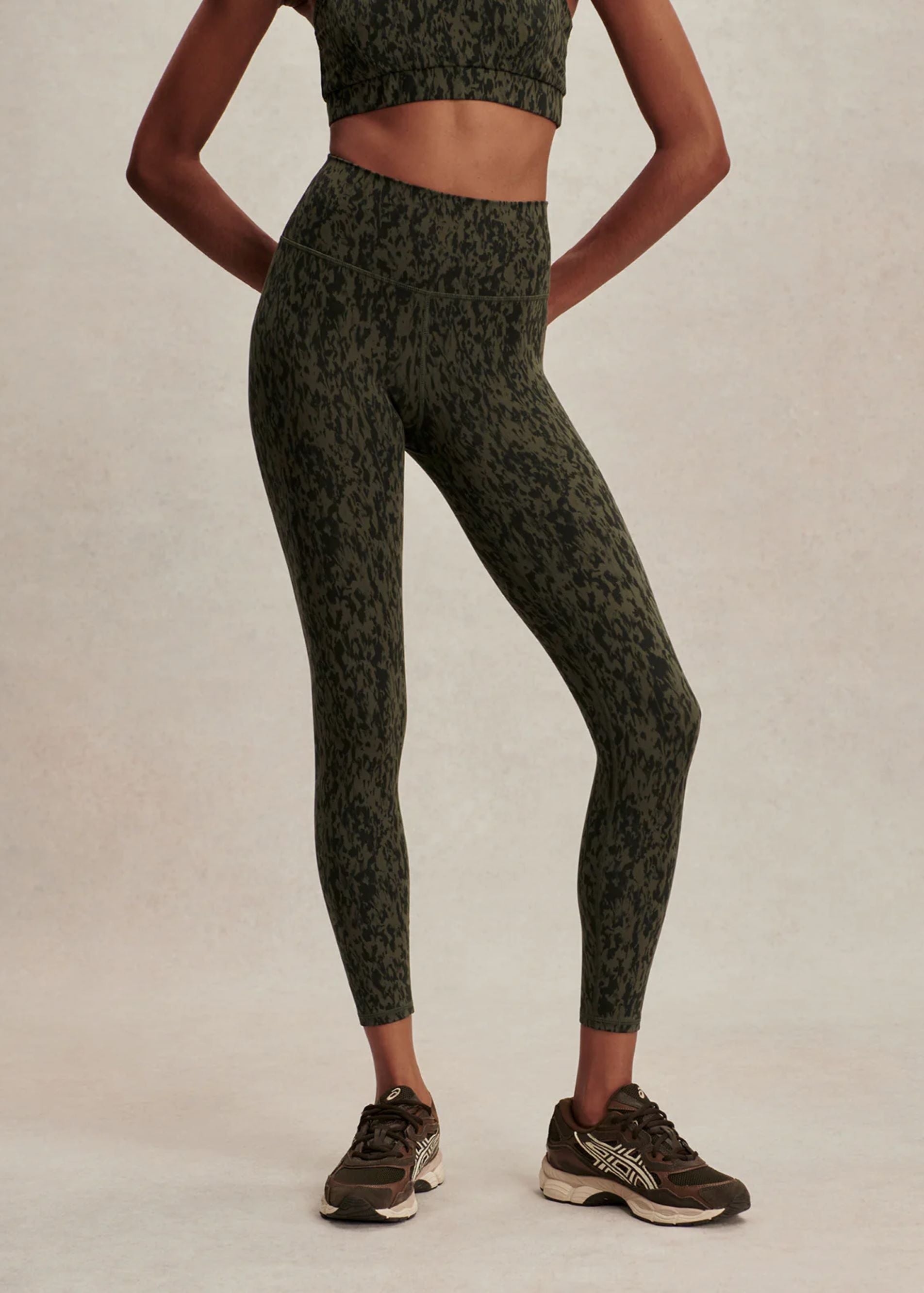 Always High-Rise Legging 25" in Olive Smoke