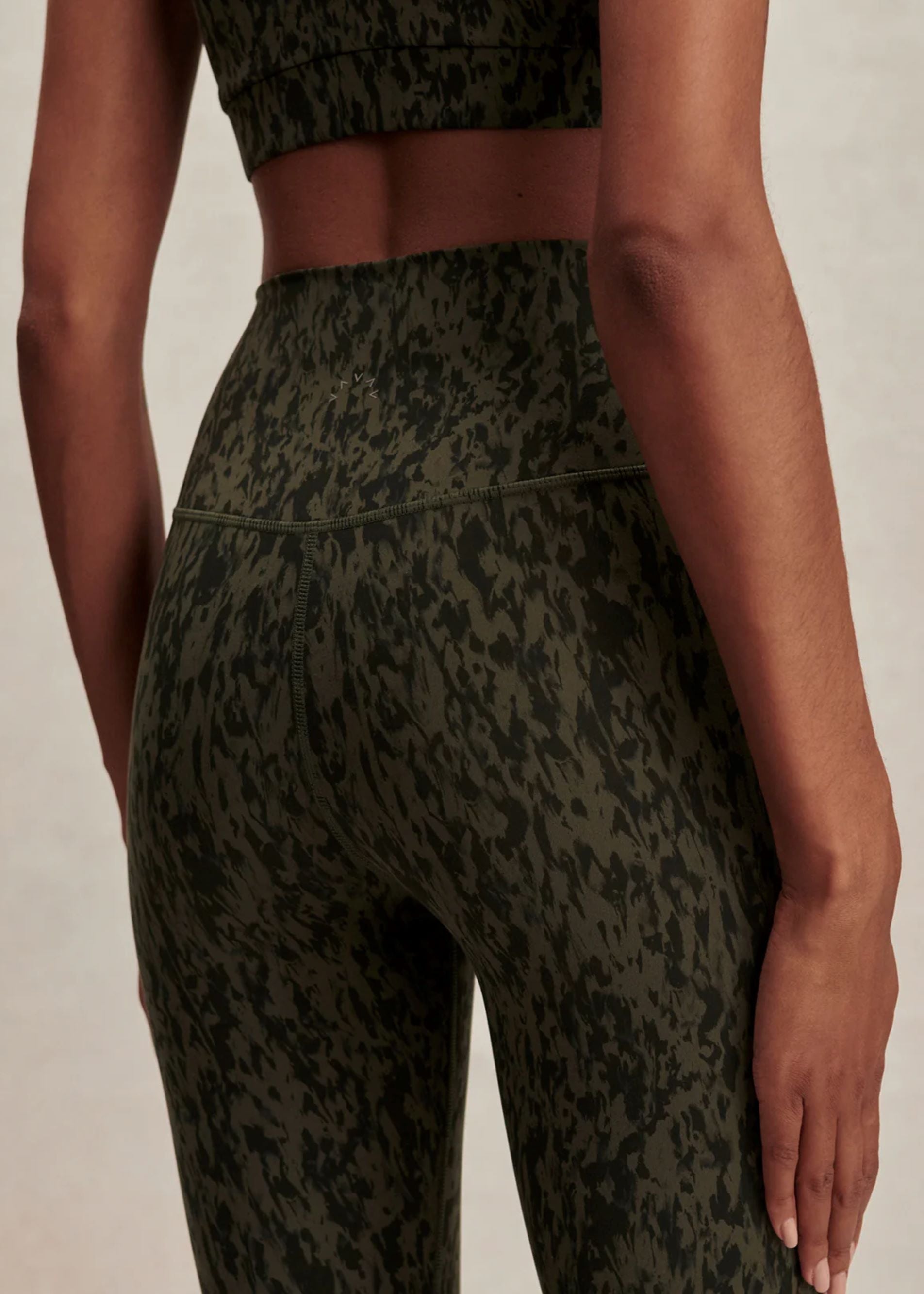 Always High-Rise Legging 25" in Olive Smoke