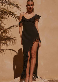Seven Wonders - Vacanza Maxi Dress in Black - OutDazl