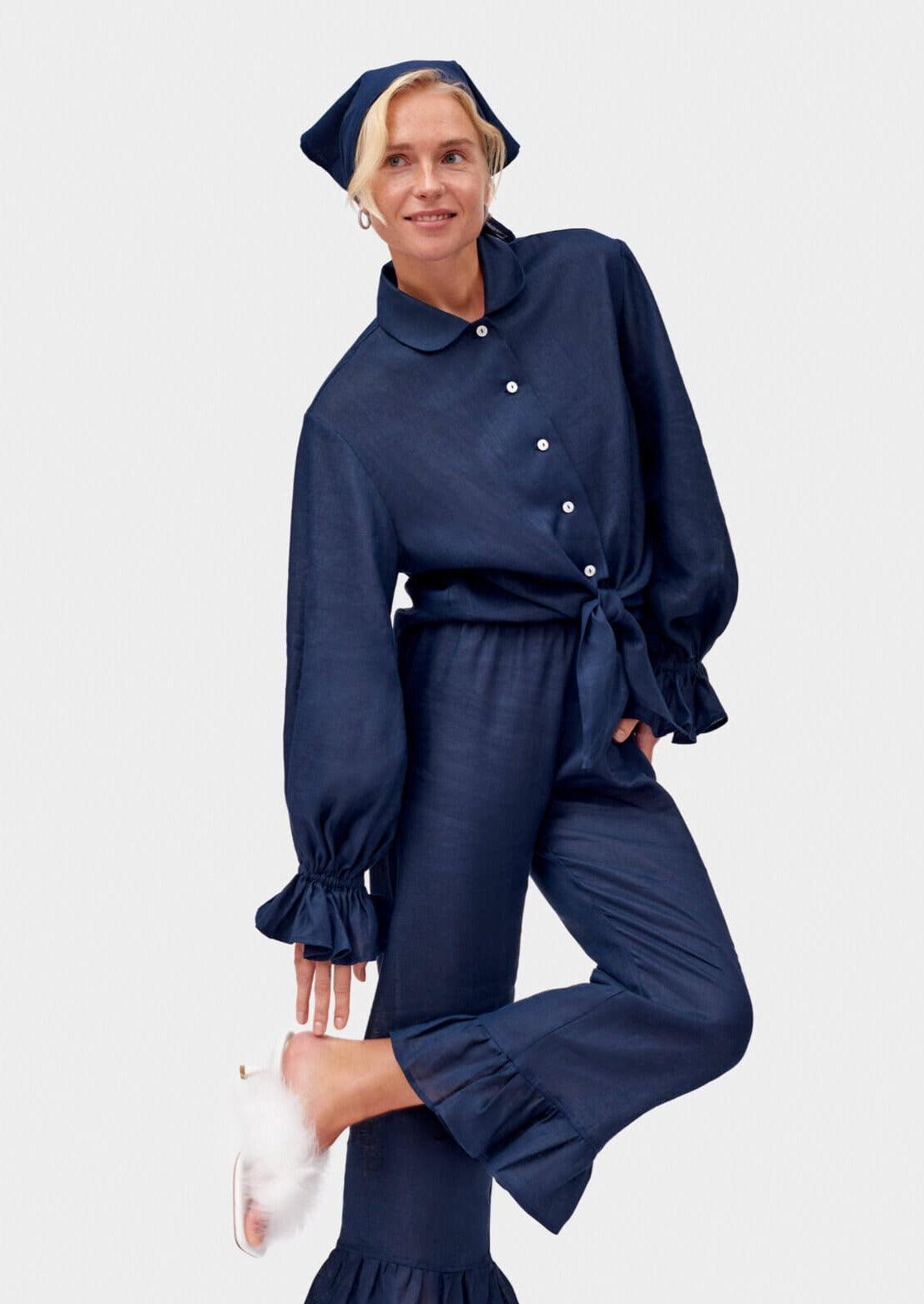 Sleeper Rumba Linen Lounge Suit in Navy – OutDazl