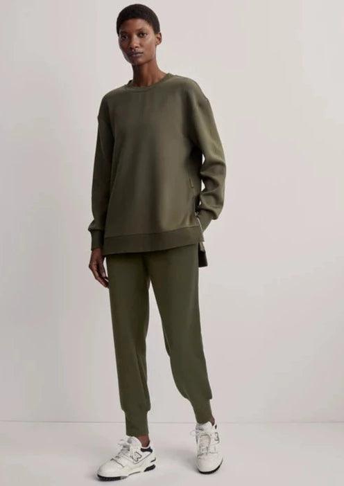 Varley - The Slim Cuff Joggers 27.5 in Olive Night - OutDazl